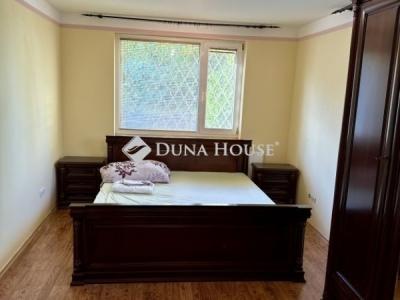 Eladó családi ház Csomád