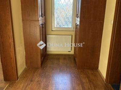 Eladó családi ház Csomád