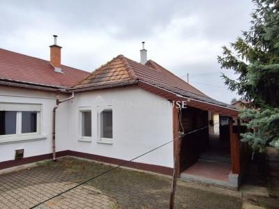 Eladó családi ház Gödöllő