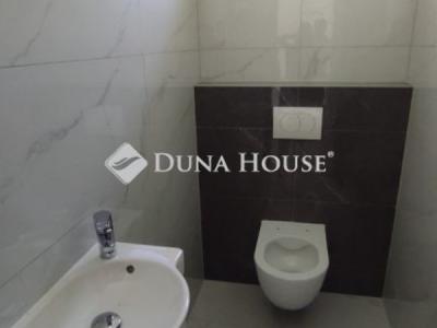 Eladó családi ház Érd