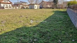 Eladó lakóövezeti telek Monor