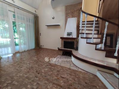 Eladó családi ház Szeged