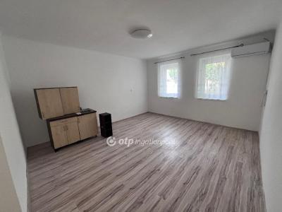 Eladó lakás Szeged