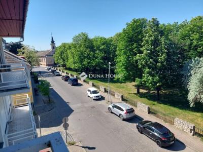 Eladó lakás Baja
