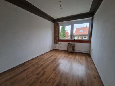 Eladó lakás Gödöllő