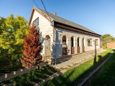 Eladó családi ház Szikszó