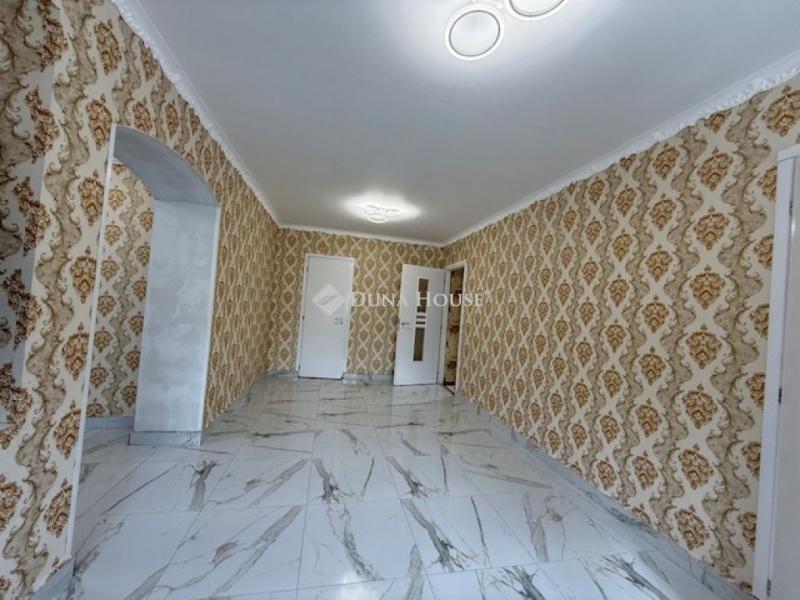 Eladó családi ház Szigethalom