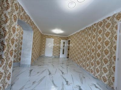 Eladó családi ház Szigethalom