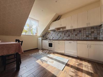 Eladó lakás Pilisvörösvár