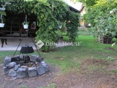 Eladó családi ház Monor