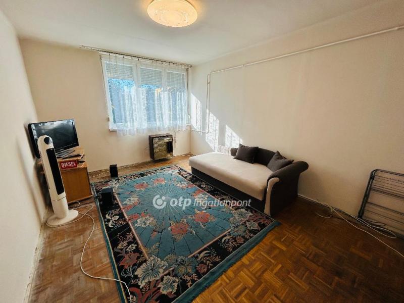 Eladó lakás Debrecen