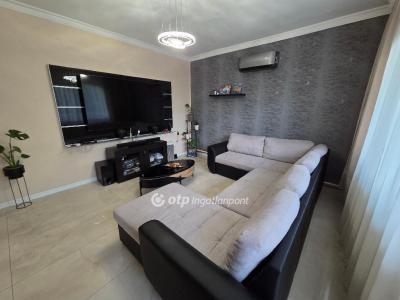 Eladó családi ház Debrecen