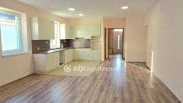 Eladó családi ház Debrecen