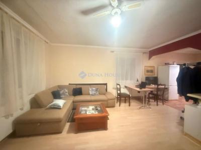 Eladó családi ház Erdőkertes