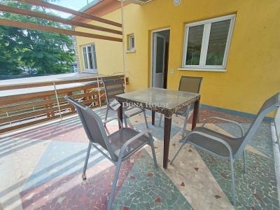 Eladó családi ház Budapest