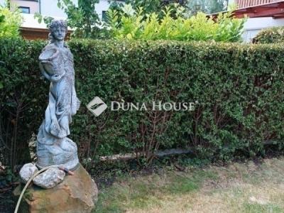 Eladó sorház Telki