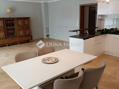 Eladó sorház Telki