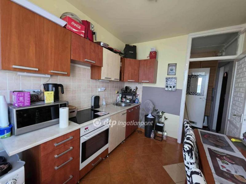 Eladó lakás Debrecen