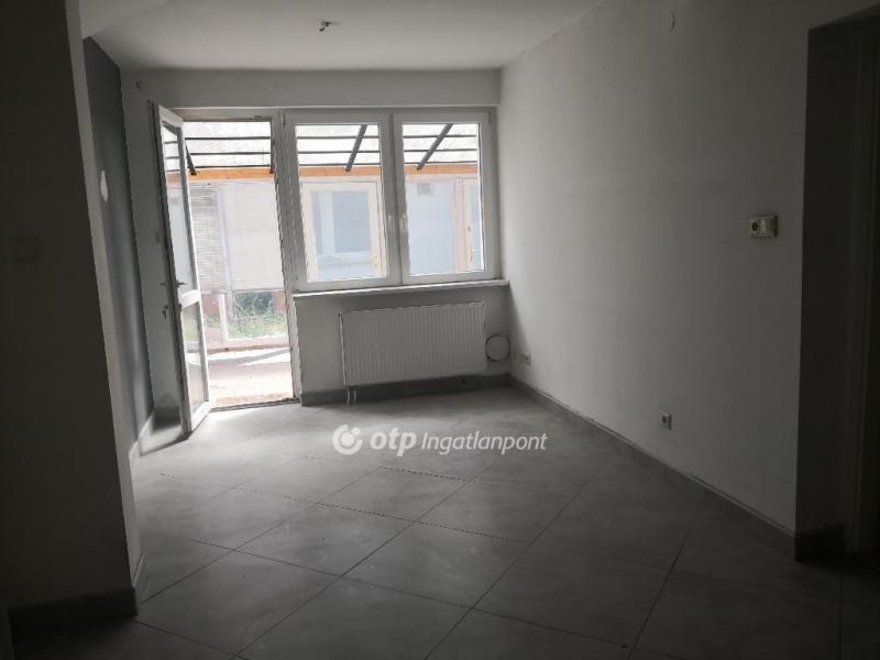 Eladó családi ház Kecskemét