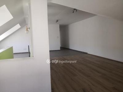 Eladó családi ház Kecskemét