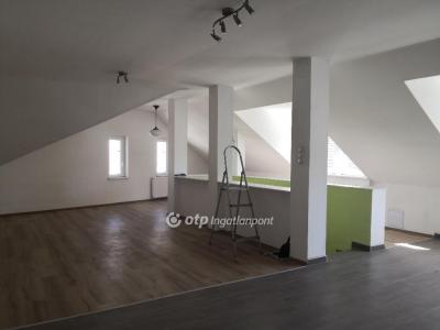 Eladó családi ház Kecskemét