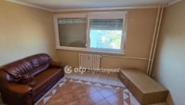 Eladó lakás Szolnok