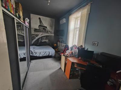 Eladó családi ház Cegléd