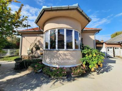 Eladó családi ház Siófok