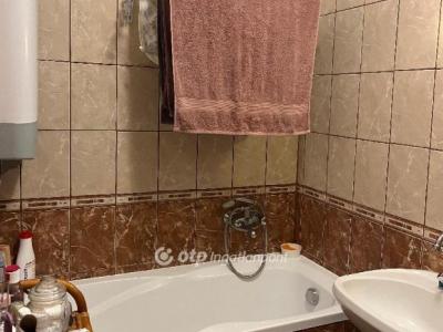 Eladó lakás Hajdúszoboszló