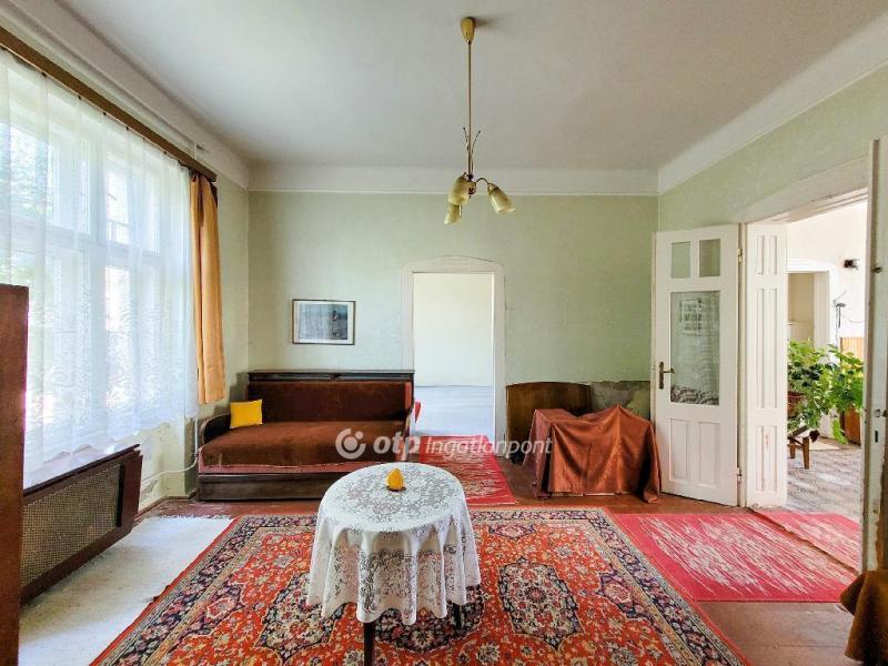 Eladó családi ház Hajdúnánás