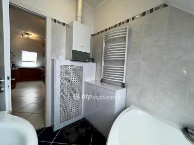 Eladó lakás Debrecen