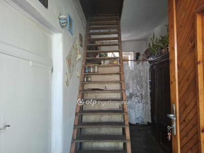 Eladó családi ház Biharkeresztes