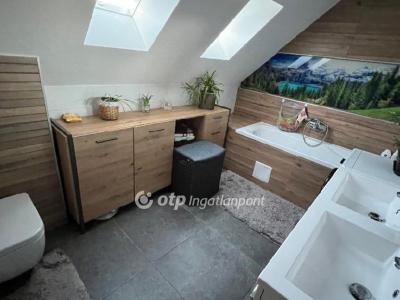 Eladó lakás Hajdúszoboszló