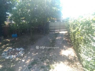 Eladó családi ház Derecske