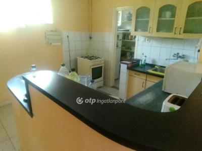 Eladó családi ház Derecske