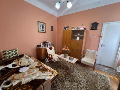 Eladó házrész Debrecen