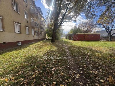 Eladó lakás Debrecen