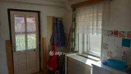 Eladó családi ház Mikepércs