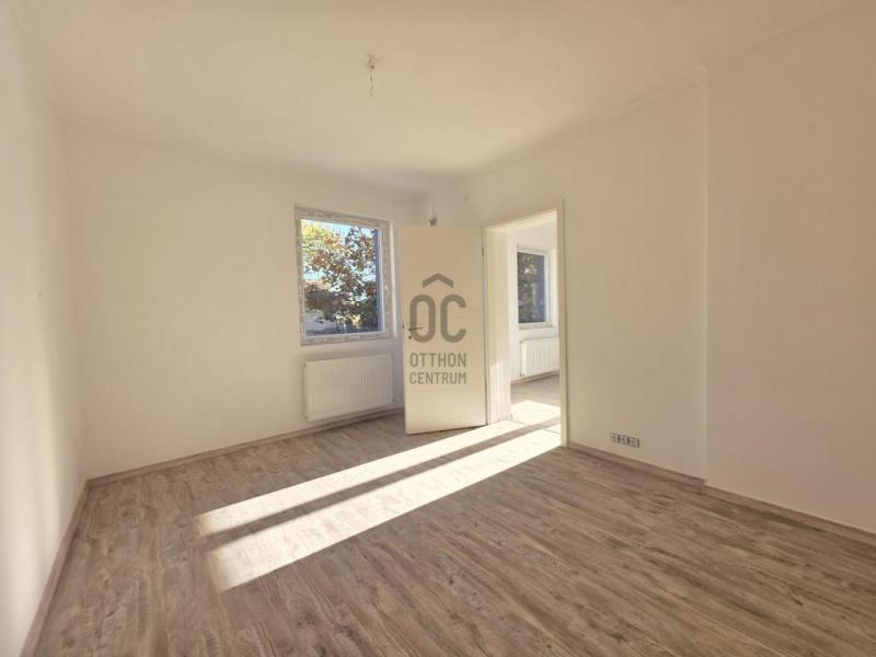 Eladó lakás Szigethalom