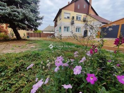 Eladó családi ház Monor