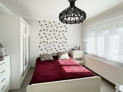 Eladó családi ház Üllő