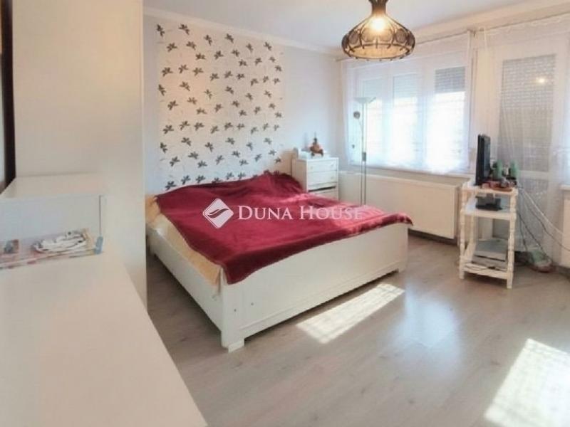 Eladó családi ház Üllő