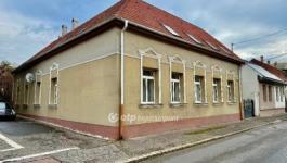 Eladó családi ház Miskolc