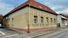 Eladó családi ház Miskolc