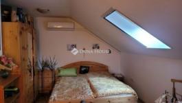 Eladó lakás Üllő