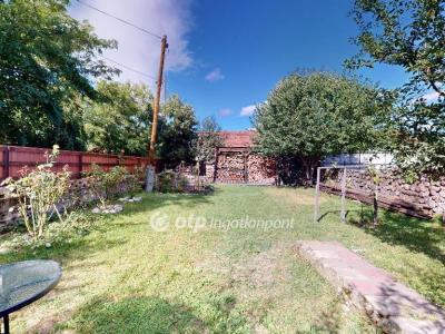 Eladó családi ház Szikszó