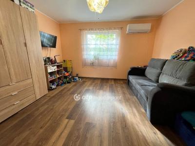 Eladó családi ház Tápiógyörgye