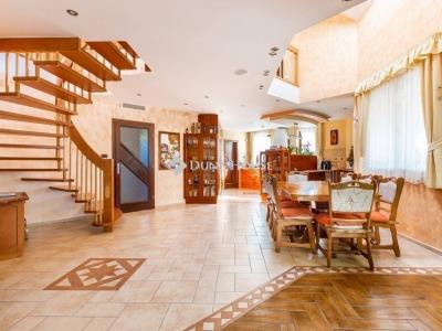 Eladó családi ház Kistarcsa