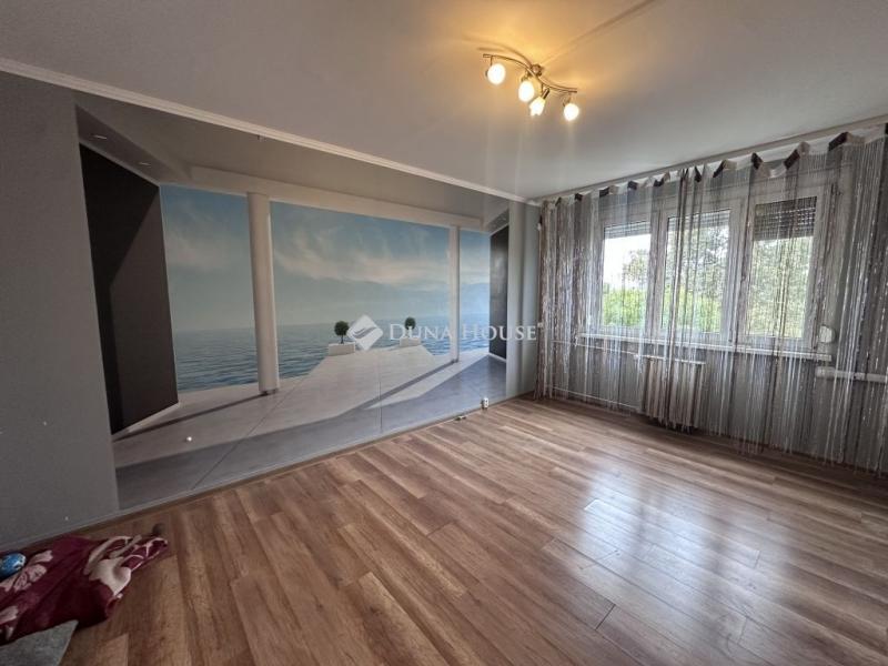 Eladó lakás Szeged