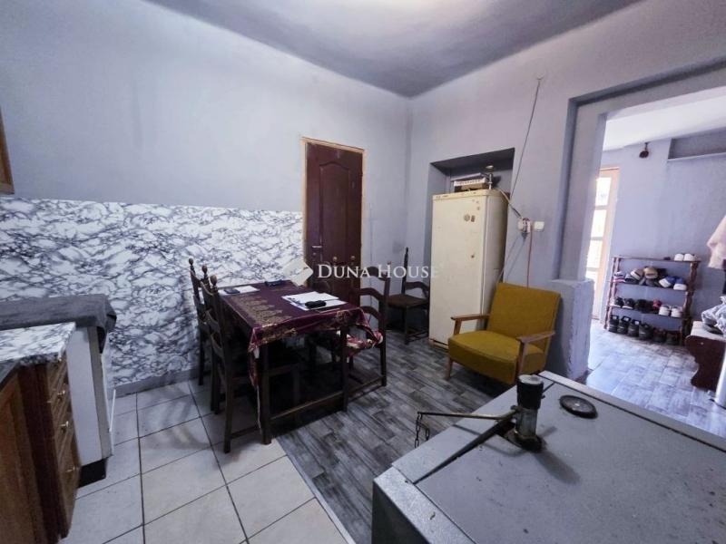 Eladó családi ház Szeged